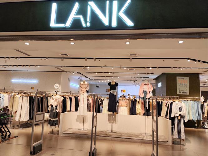 有哪些好看又平价的韩国女装品牌？-图2