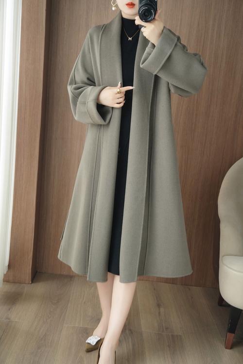 温妮双面羊绒大衣为何值得入手？-图1