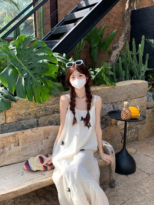 2025女装吊带长裙怎么选才时髦？-图3