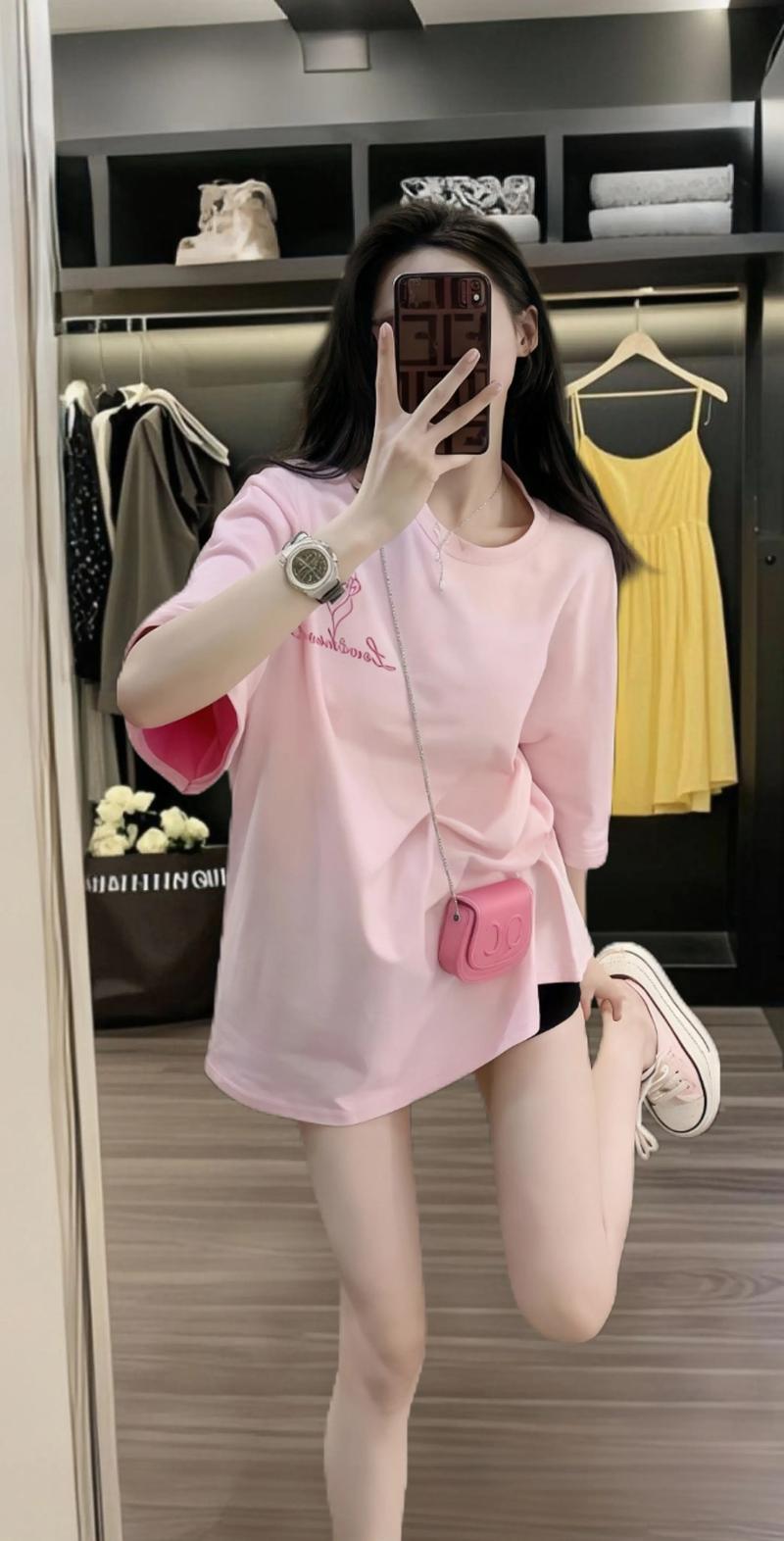 夏季女装T恤学生款怎么选？-图2