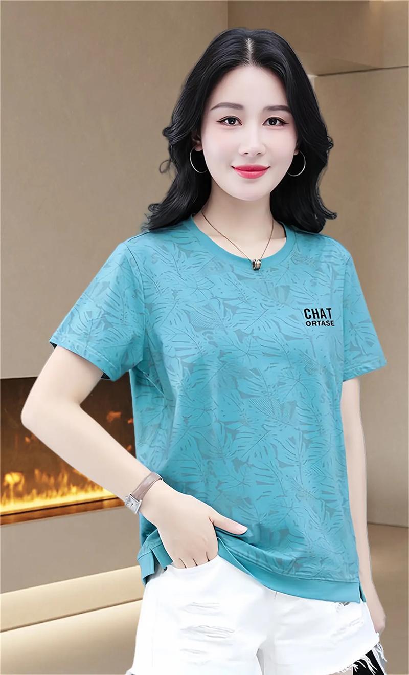 中年夏季新款T恤，选款显瘦还是百搭？-图1