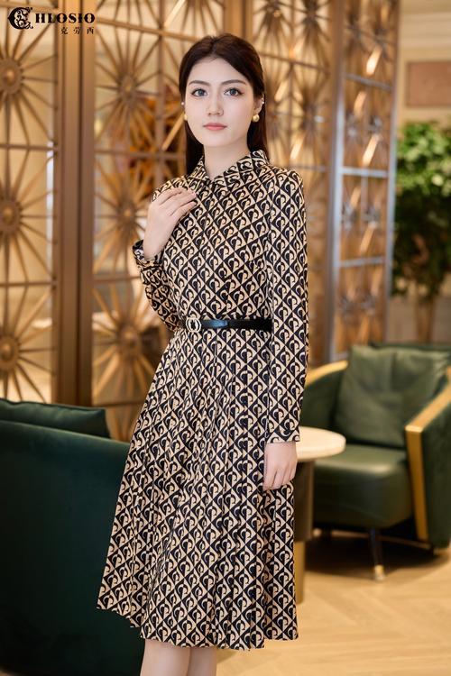 爱情最美丽，是女装品牌还是爱情感悟？-图2