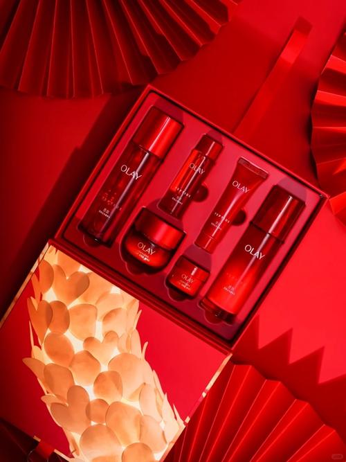 2025最火护肤品是哪些?到底怎么选?-图1 2025最火护肤品是哪些?到底怎么选?-图1