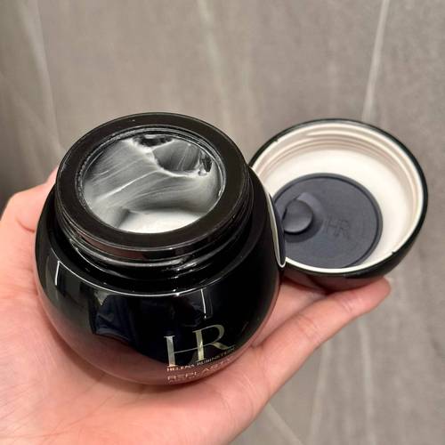 2025最火护肤品是哪些?到底怎么选?-图2 2025最火护肤品是哪些?到底怎么选?-图2