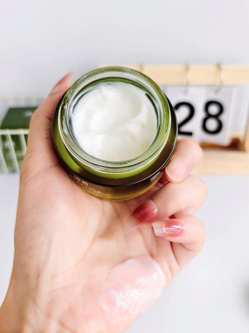 护肤品长期使用会有依赖吗?-图2 护肤品长期使用会有依赖吗?-图2