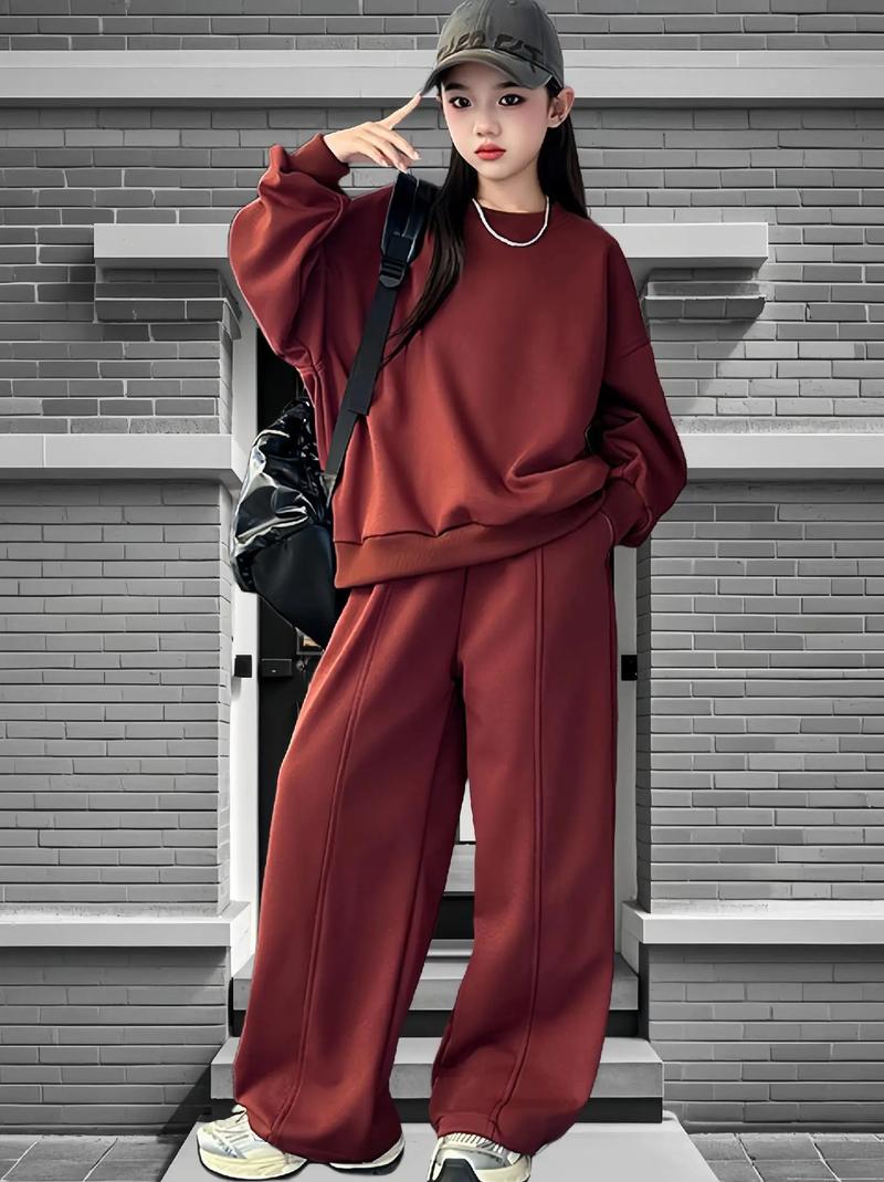 卫衣秋冬女装怎么搭才好看？-图3