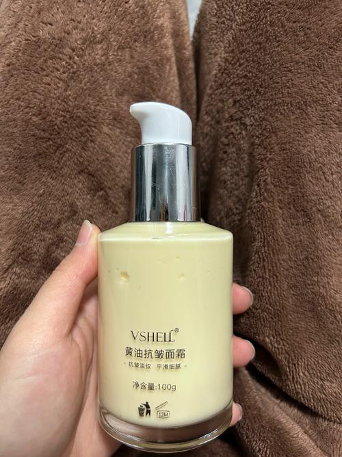 身体干燥该抹什么护肤品？-图2