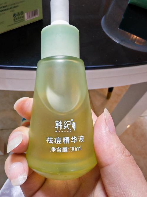 什么精华液能祛痘？-图2