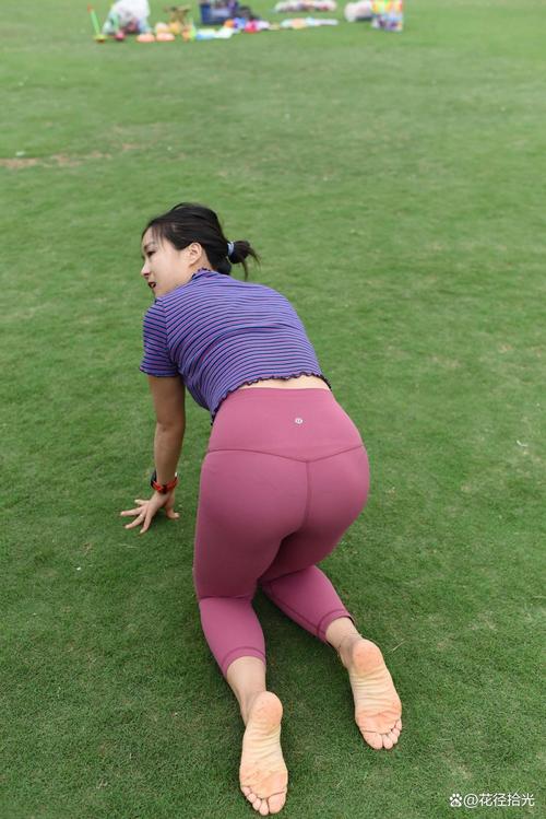 女装紧身裤为何成尴尬照妖镜？-图1