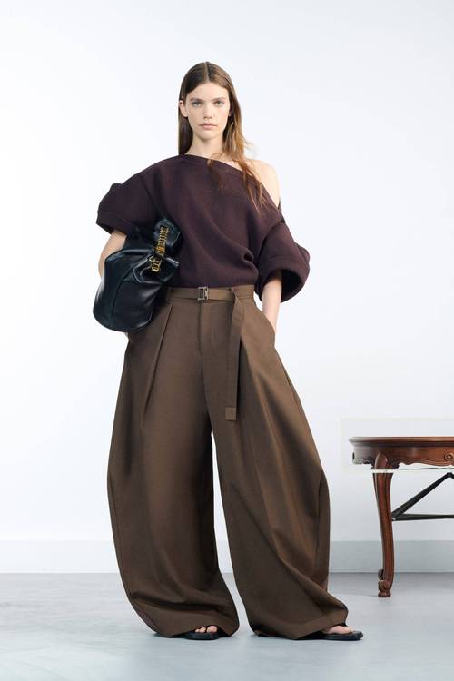 2025女装流行色是哪些？-图3