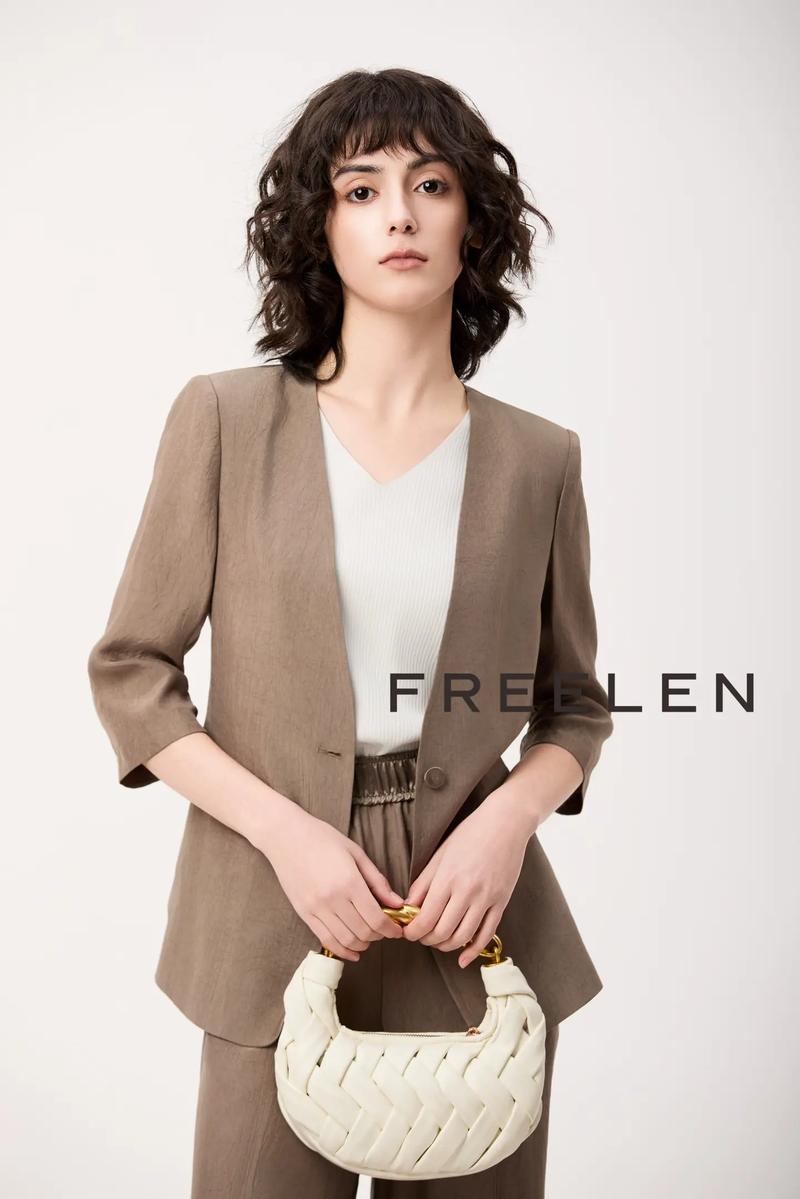 天猫淘宝休闲女装，怎么选才好看又实穿？-图1