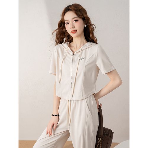 女装休闲淑女套装品牌怎么选？-图2