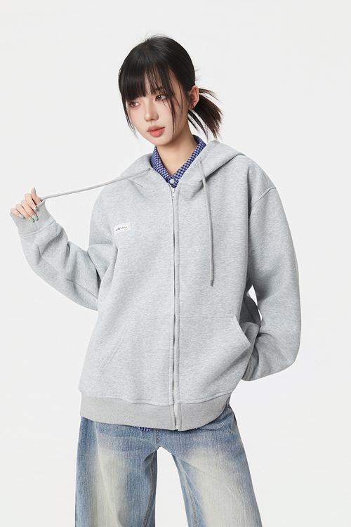 大码秋季新款女装有哪些时髦选择？-图3