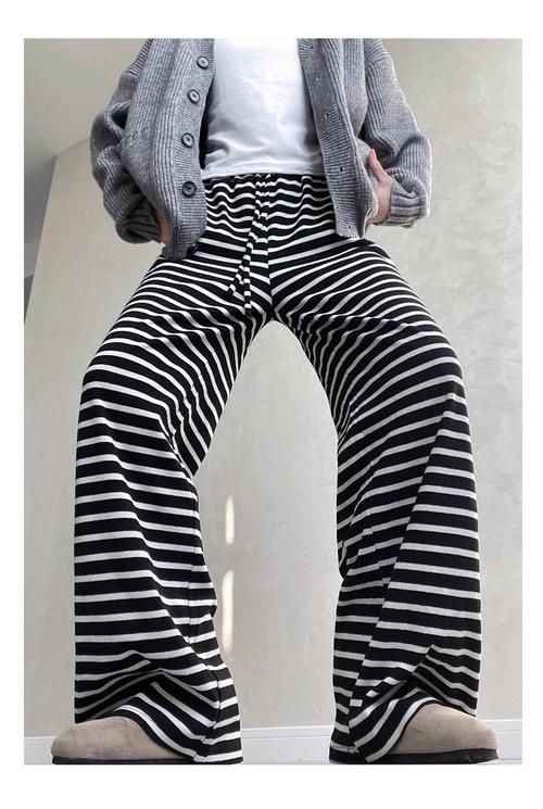 2025阔腿裤女装冬怎么选更保暖时髦?-图3 2025阔腿裤女装冬怎么选更保暖时髦?-图3