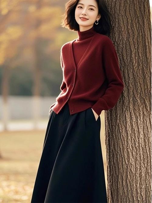 时尚女装休闲冬装套装选哪款更保暖?-图3 时尚女装休闲冬装套装选哪款更保暖?-图3