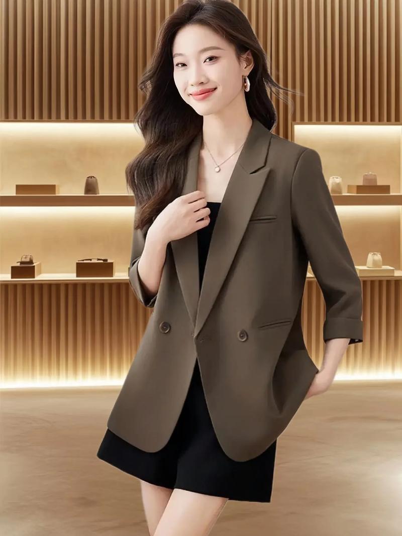 韩版西服女装怎么搭更出彩？-图3