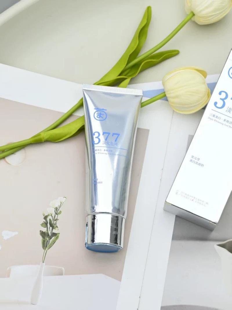 控油祛痘洗面奶怎么选？-图2