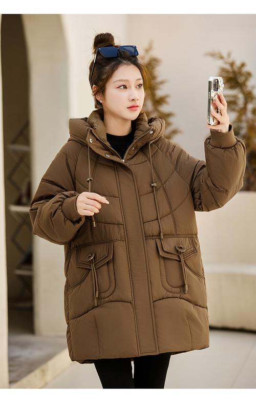 韩版女装棉服2025有哪些新款推荐？-图1