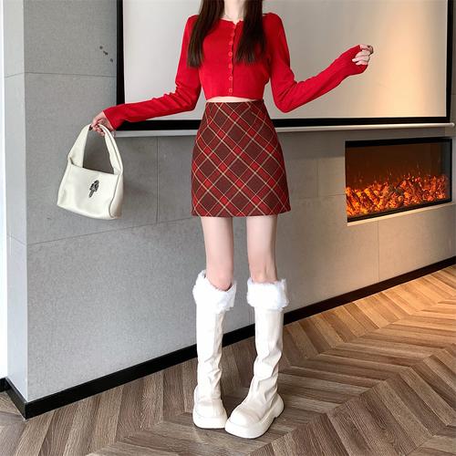 冬天穿短裙不冷吗?新款短裙保暖吗?-图1 冬天穿短裙不冷吗?新款短裙保暖吗?-图1