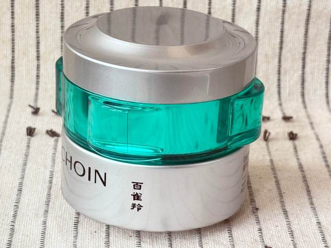 干皮选护肤品,哪些成分才合适?-图3 干皮选护肤品,哪些成分才合适?-图3