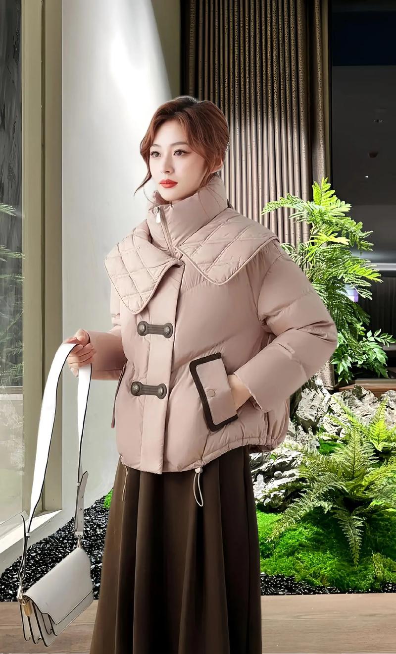 时尚冬装女装图片，有哪些新款推荐？-图2