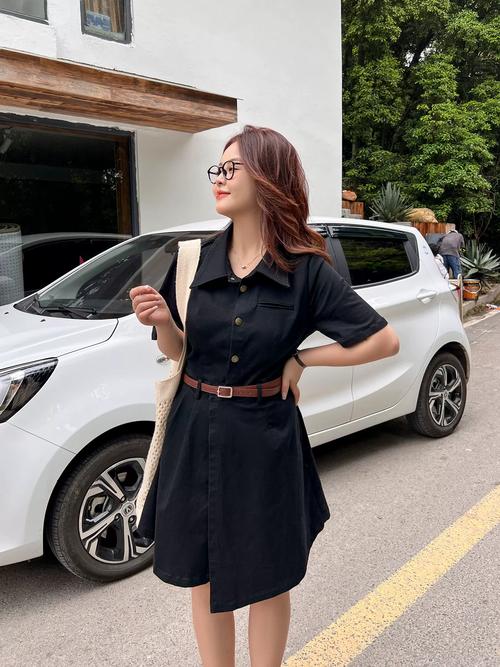 微胖女装牌子怎么选？搭配技巧有哪些？-图1