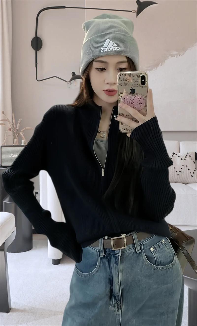 黑色时尚个性女装图片-图1