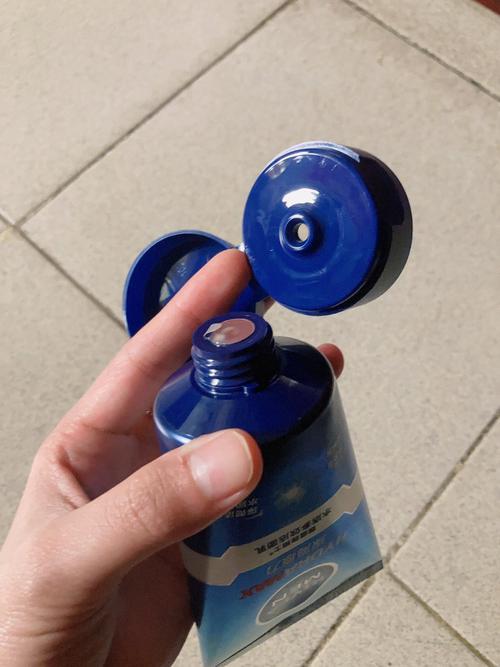 妮维雅男士祛痘洗面奶效果如何？-图2