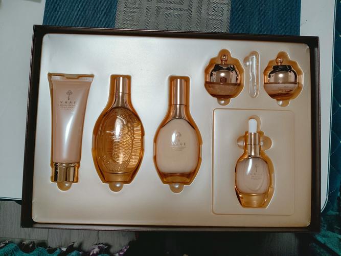 毛孔修复选什么护肤品最有效？-图2