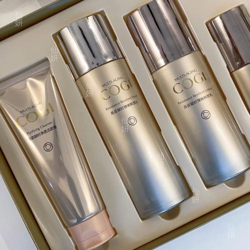 四十四十岁选国产护肤品,哪款更抗老又适合?-图2 四十四十岁选国产护肤品,哪款更抗老又适合?-图2