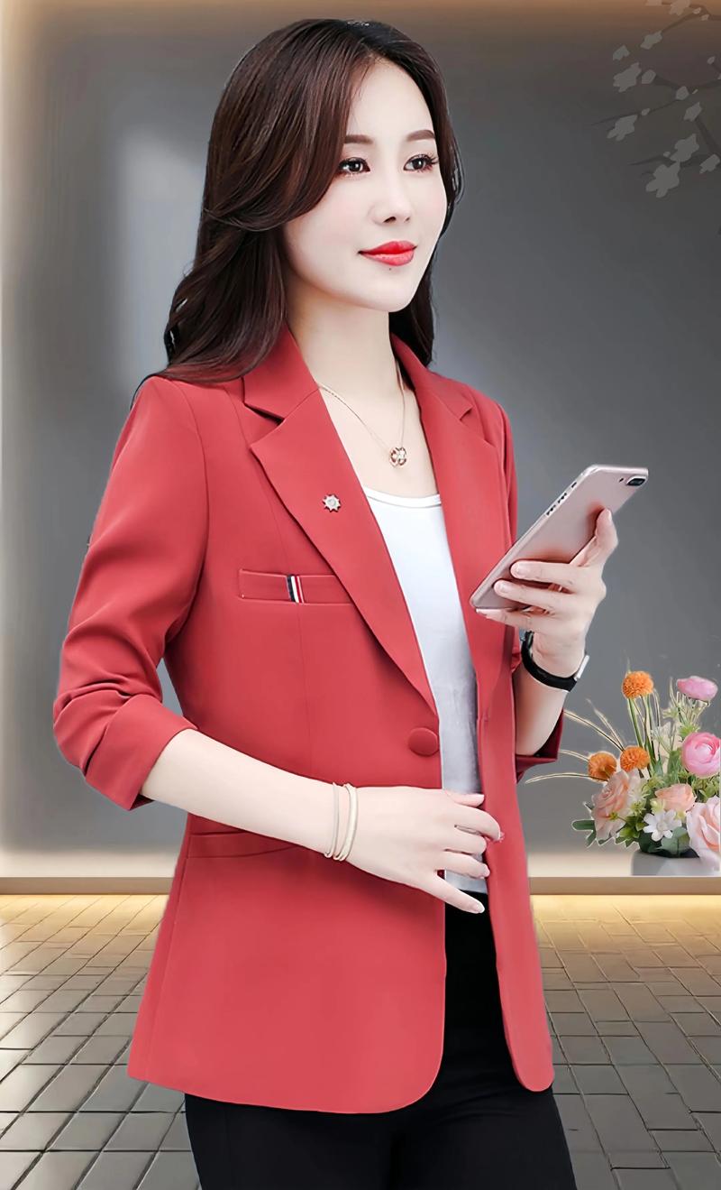 新款西装女装图片,风格搭配有何亮点?-图2 新款西装女装图片,风格搭配有何亮点?-图2