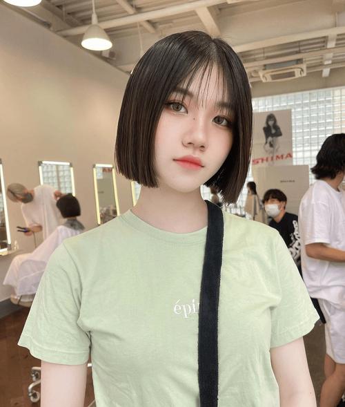 直发短发发型图片,哪种更显瘦显气质?-图1 直发短发发型图片,哪种更显瘦显气质?-图1