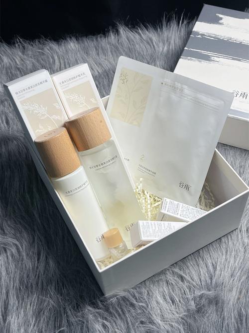 早晚护肤换用,皮肤更适应还是更乱?-图3 早晚护肤换用,皮肤更适应还是更乱?-图3