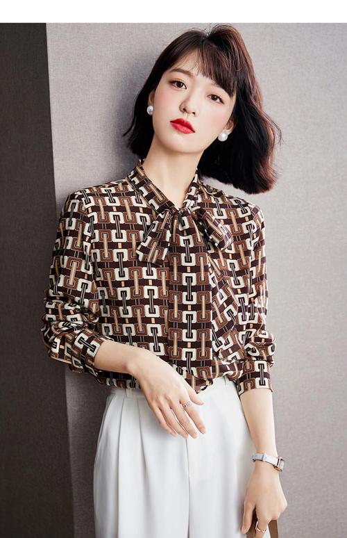 这些衬衣怎么搭才时髦？-图3