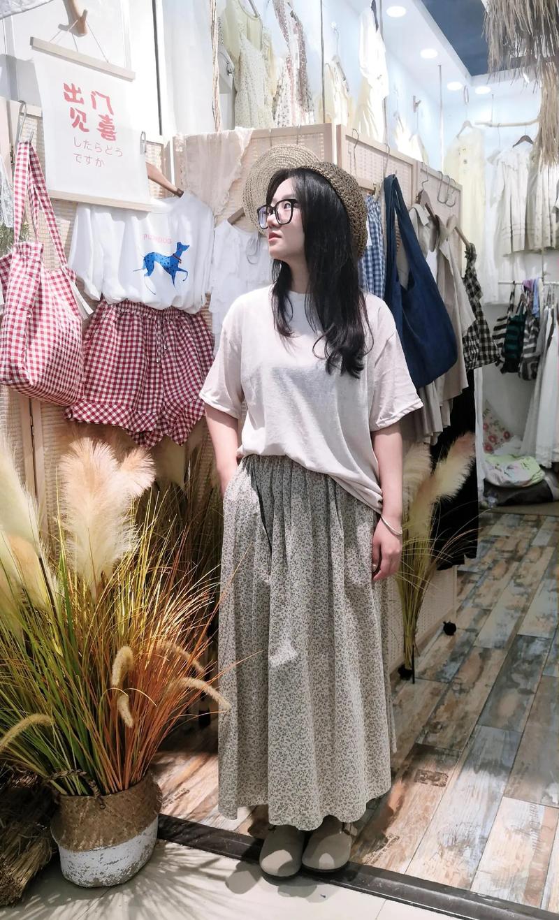 夏天文艺女装怎么搭才好看？-图2