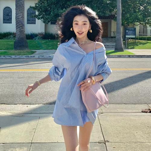 蓝色时尚女装，如何搭配出高级感？-图1