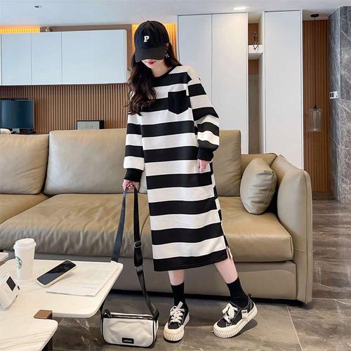 秋季黑白女装，经典还是沉闷？-图1