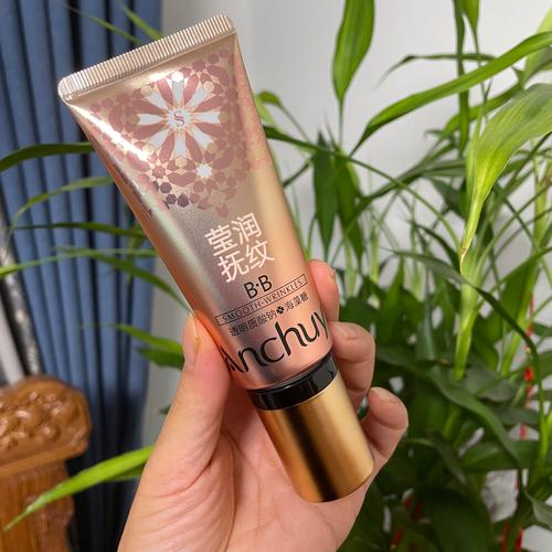 脂肪粒怎么选护肤品？-图2