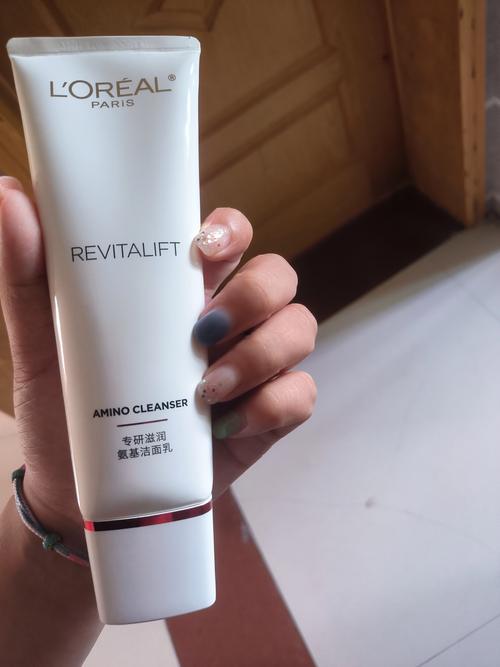 欧莱雅女士祛痘洗面奶效果如何？-图1