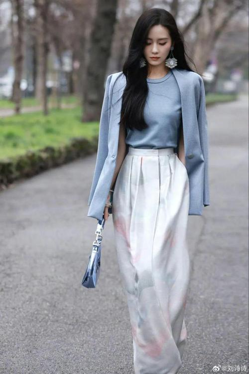 明星女装搭配，如何轻松复制高级感？-图2