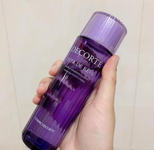 含酒精护肤品，到底好不好？-图1