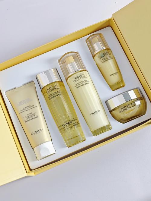 中年妈妈护肤品怎么选才合适？-图3