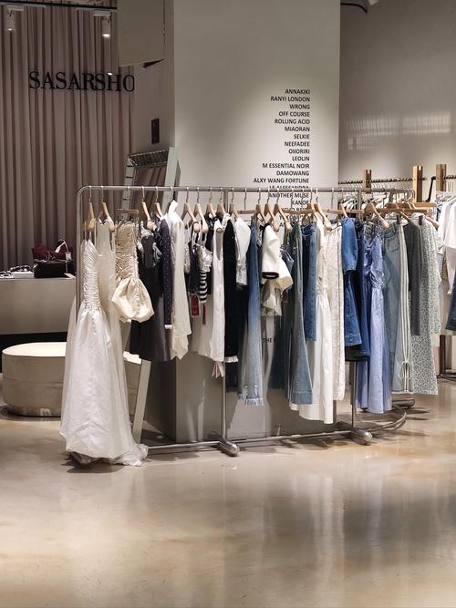 2025商场春装女装新款有哪些？-图3