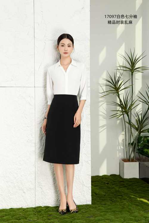 夏季职业女装配什么鞋显专业又清凉？-图1